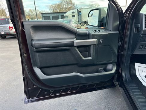 Used 2020 Ford F150 XLT w/ Equipment Group 302A Luxury image 16