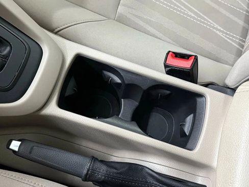 Used 2015 Ford Focus SE image 28