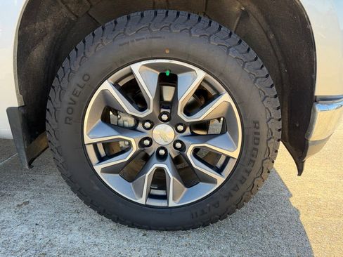 Used 2021 Chevrolet Silverado 1500 LT w/ Texas Edition Plus image 10