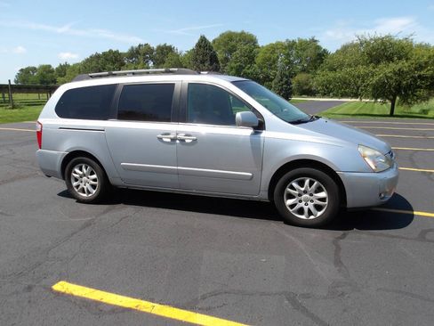 Used 2006 Kia Sedona EX FWD image 1