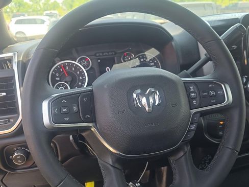 Used 2025 RAM 2500 Big Horn AWD/4WD image 8
