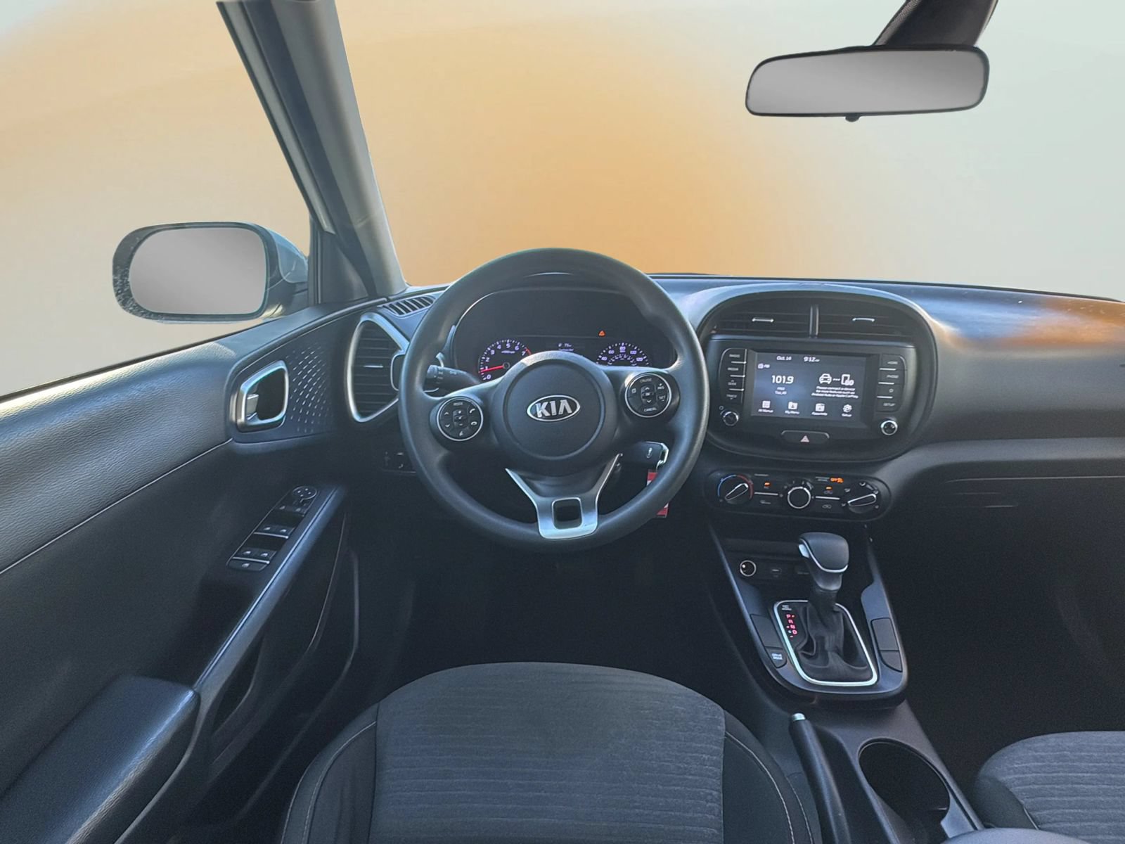 Used 2020 Kia Soul S FWD image 17