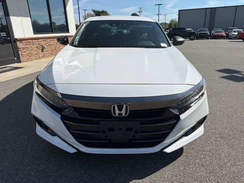 Used 2021 Honda Accord Sport image 10