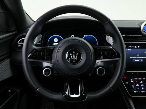 Certified 2023 Maserati Grecale Modena AWD/4WD image 18