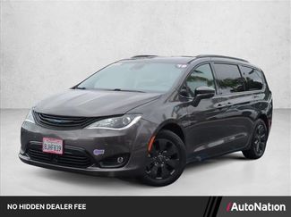 Used 2019 Chrysler Pacifica Limited w/ Advanced Safetytec Group FWD video 1
