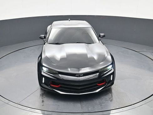 Used 2018 Chevrolet Camaro LT image 24