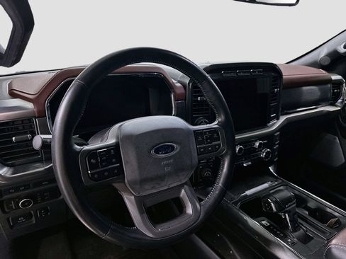 Used 2022 Ford F150 Lariat AWD/4WD image 4