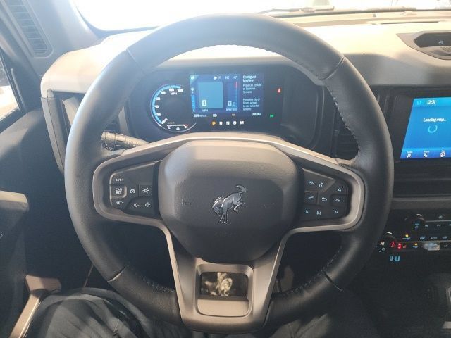 Used 2023 Ford Bronco Badlands AWD/4WD image 17