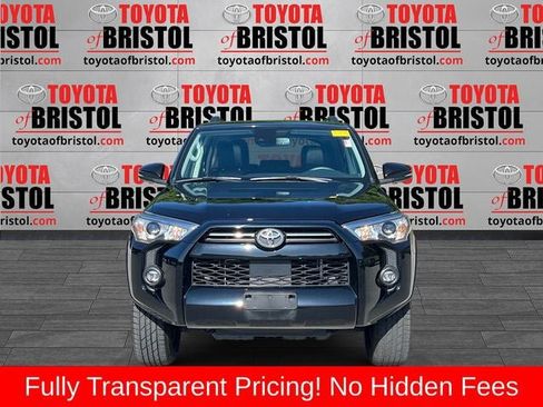 Used 2021 Toyota 4Runner SR5 Premium w/ Moonroof Package AWD/4WD image 8