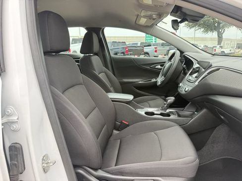Certified 2024 Chevrolet Malibu LT FWD image 29