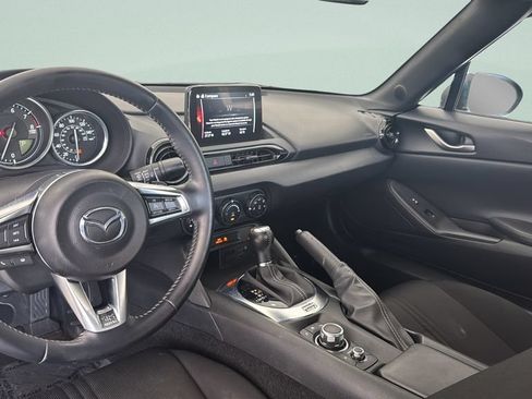 Used 2020 MAZDA MX-5 Miata Sport RWD image 21