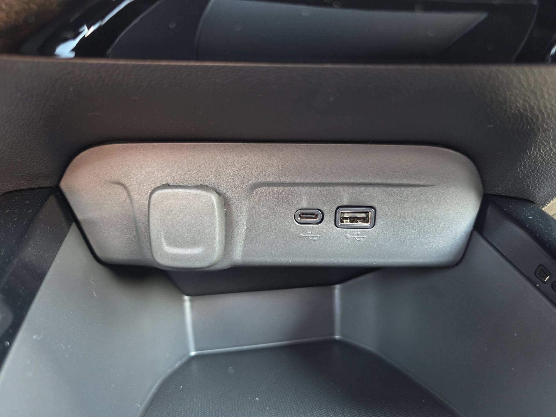 New 2026 Chevrolet Trax RS w/ Driver Confidence Package FWD image 22