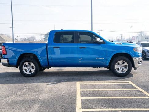 Used 2025 RAM 1500 Big Horn AWD/4WD image 6