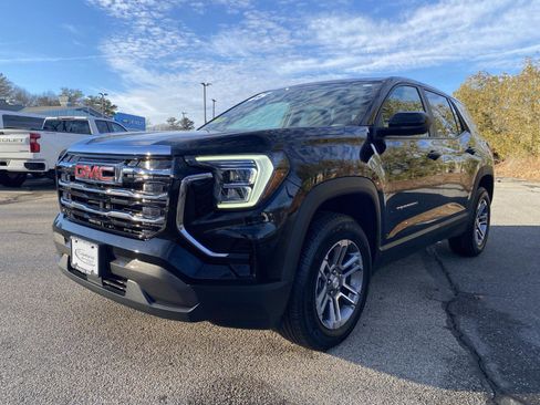 Used 2025 GMC Terrain Elevation image 3