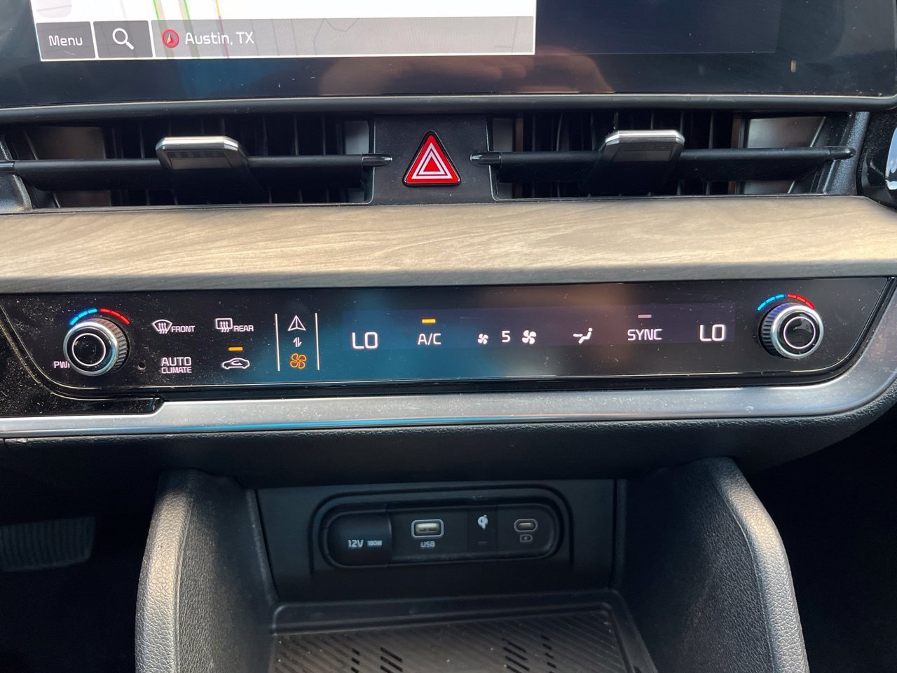 Used 2025 Kia Sportage X-Line AWD/4WD image 19