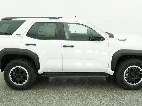 New 2026 Toyota 4Runner 4WD image 14