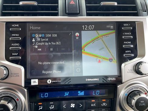 Used 2024 Toyota 4Runner Limited RWD image 31