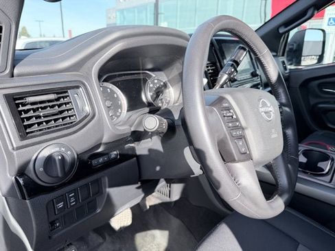 Certified 2023 Nissan Titan SV w/ SV Convenience Package image 17
