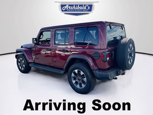 Used 2021 Jeep Wrangler Unlimited Sahara w/ Uconnect 4C Nav & Sound Group image 3