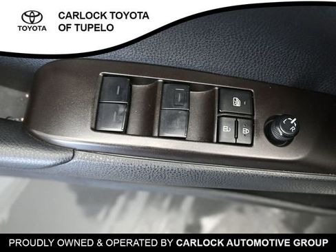 Used 2024 Toyota Camry SE image 18