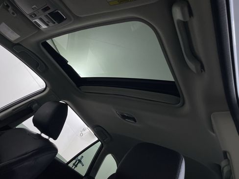 Used 2018 Subaru Outback 2.5i Limited AWD/4WD image 19