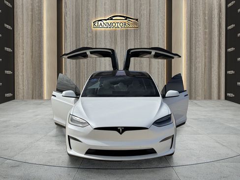 Used 2023 Tesla Model X image 20