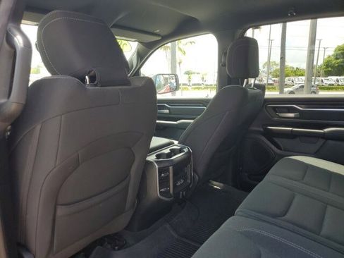 Used 2022 RAM 1500 Big Horn AWD/4WD image 18