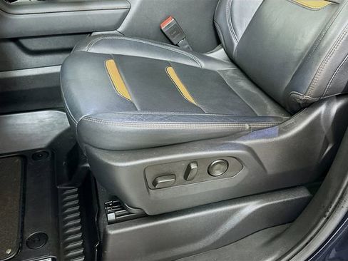 Used 2023 GMC Sierra 1500 AT4 w/ Technology Package AWD/4WD image 26