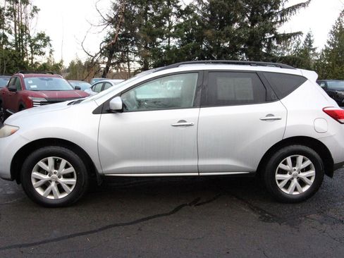 Used 2011 Nissan Murano SV image 6