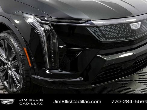 New 2026 Cadillac Optiq Sport 2 RWD image 38