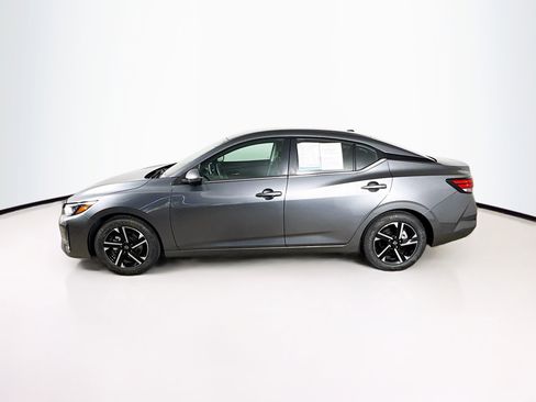 Used 2024 Nissan Sentra SV FWD image 7