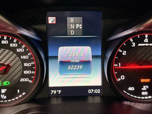 Used 2017 Mercedes-Benz C 63 AMG S image 21