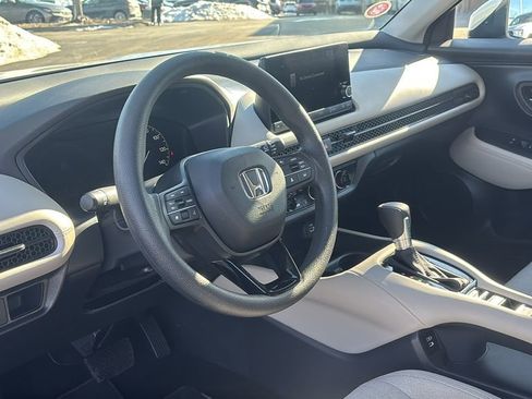 Used 2025 Honda HR-V LX image 27