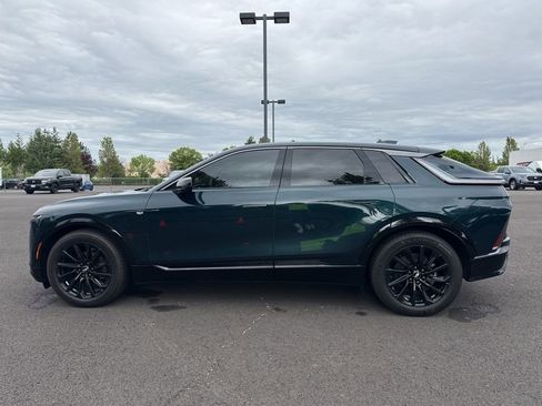 Used 2024 Cadillac Lyriq Sport AWD/4WD image 4