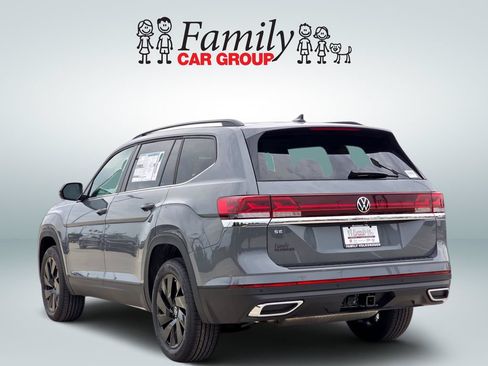 New 2026 Volkswagen Atlas SE FWD image 3