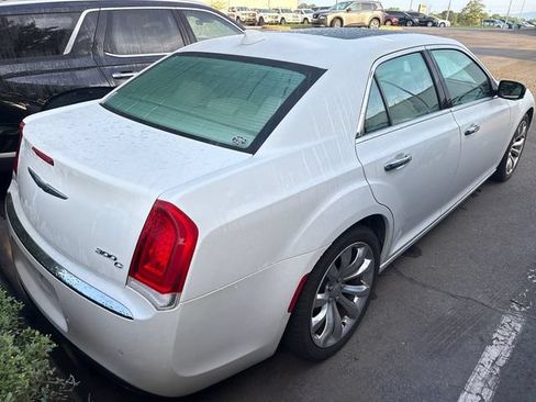 Used 2015 Chrysler 300 C w/ Light Group RWD image 6