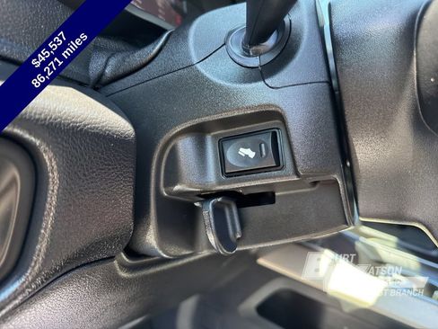 Used 2019 RAM 2500 Laramie w/ Black Appearance Package AWD/4WD image 26