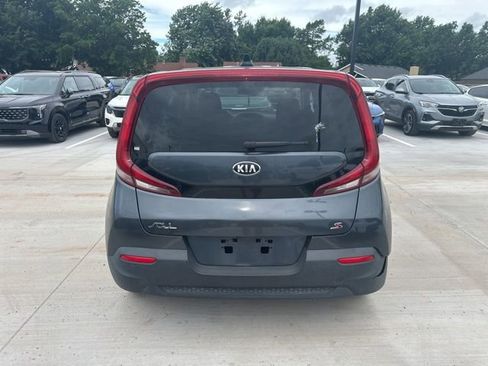 Used 2020 Kia Soul S FWD image 12