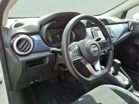 Used 2023 Nissan Versa SV FWD image 13