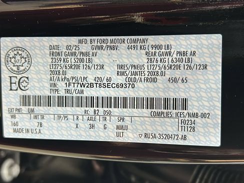 Used 2025 Ford F250 Platinum image 45