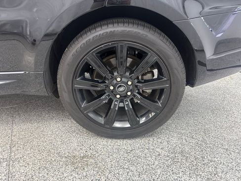 Used 2022 Land Rover Range Rover Sport HSE Silver Edition image 25