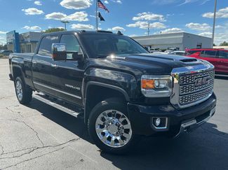 Used 2018 GMC Sierra 2500 Denali w/ Duramax Plus Package AWD/4WD video 1