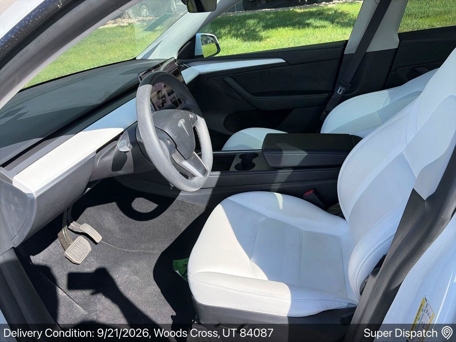 Used 2024 Tesla Model Y Long Range AWD/4WD image 4