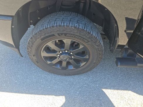 Used 2022 RAM 2500 Big Horn w/ Level B Equipment Group AWD/4WD image 13