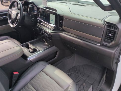 Certified 2025 Chevrolet Silverado 2500 ZR2 image 29