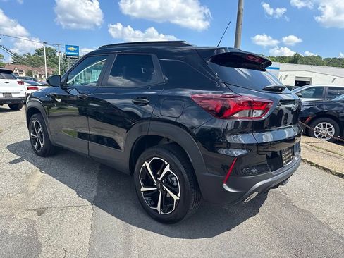Used 2023 Chevrolet TrailBlazer RS w/ Convenience Package AWD/4WD image 15