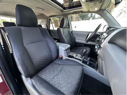 Used 2011 Toyota 4Runner Trail AWD/4WD image 4