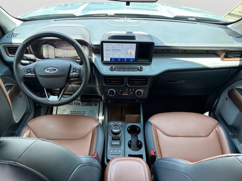 Used 2023 Ford Maverick Lariat w/ Lariat Luxury Package FWD image 17