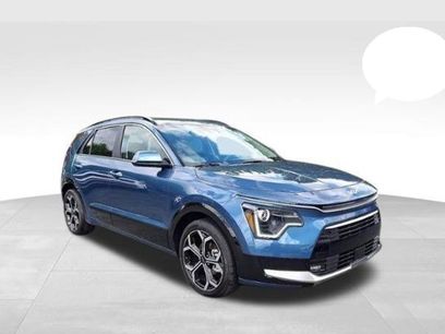New 2025 Kia Niro EX Touring