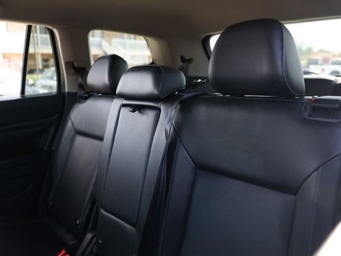 Used 2018 Volkswagen Atlas SE FWD image 11